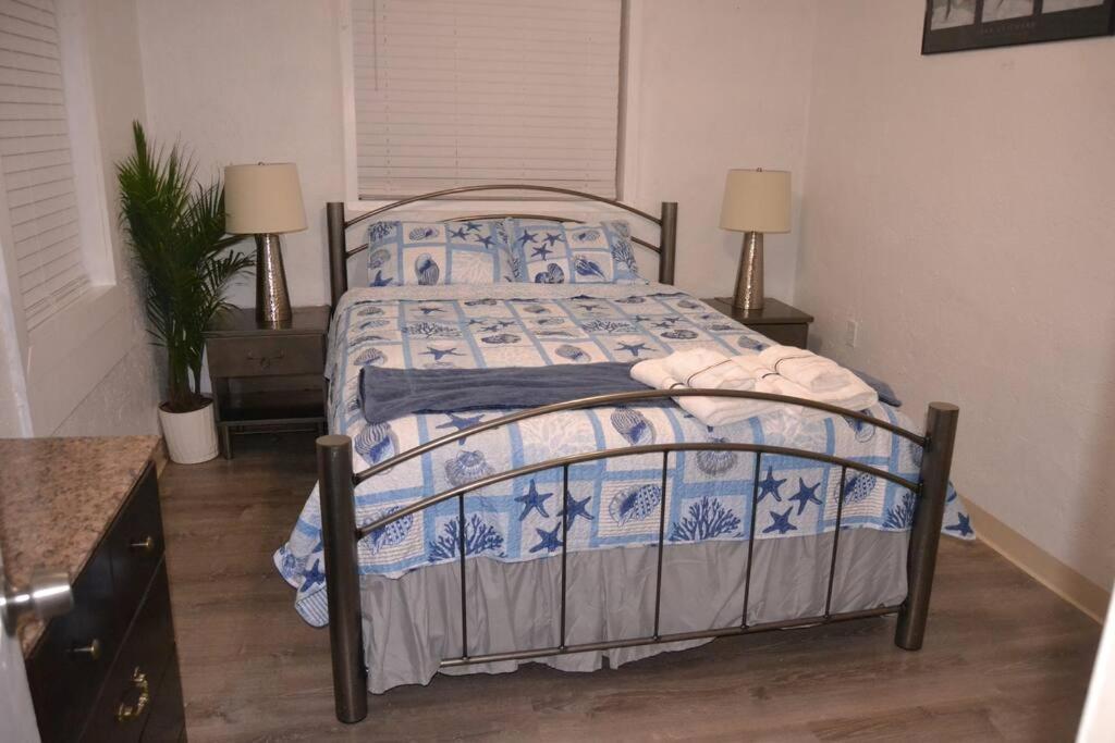 Bright And Cozy Lighthouse Cottage In Greenville Sc Extérieur photo